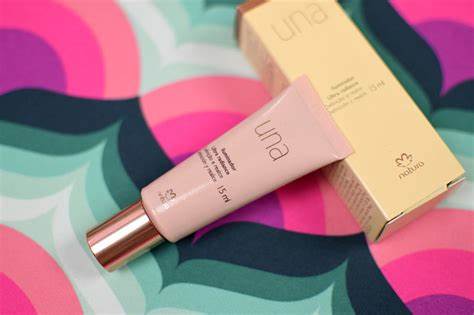 Una Ultra Radiant Facial Highlighter Golden