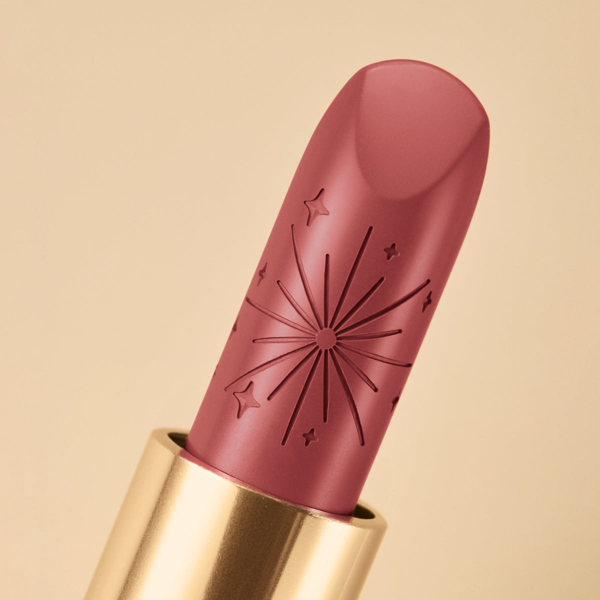 Natura Una Celebrar Gift with Nude Lipstick