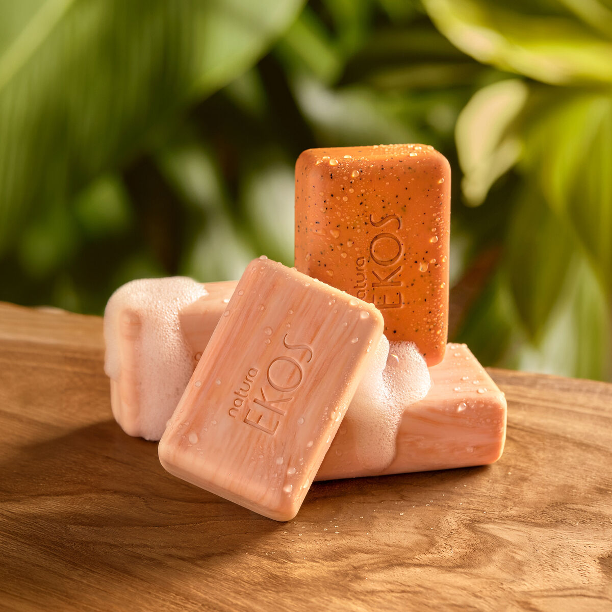Ekos - Pitanga Pure Vegetable Creamy & Exfoliating Bar Soap Set